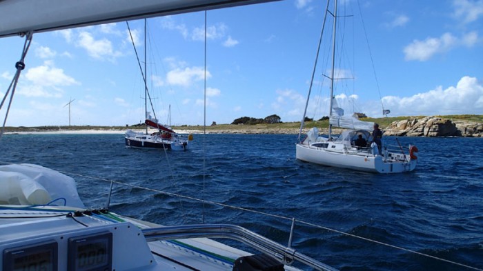 Arrivée au mouillage du phare de l'île de Penfret (archipel des Glénan)