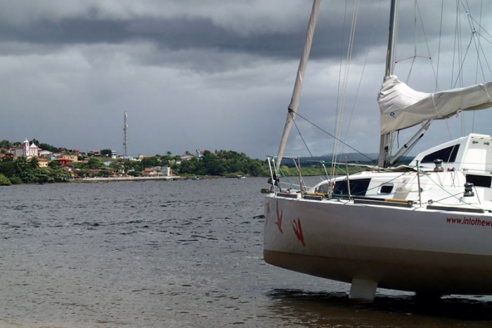 Echouage proche de Maraú, à la source d'eau douce, pour bidonnage