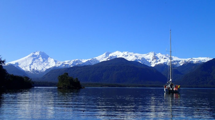 Islas Cinco Hermanos et cerro Macá (2300m)