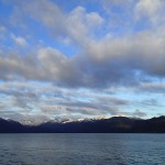 Canal Messier, L'Envol croise le ferry pour Puerto Eden