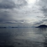 Au début du canal Puyuhuapi, en regardant vers l'Ouest