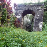 Les ruines du couvent sur les hauteurs de Rikitea