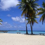 Plage du village de Ngarumaoa
