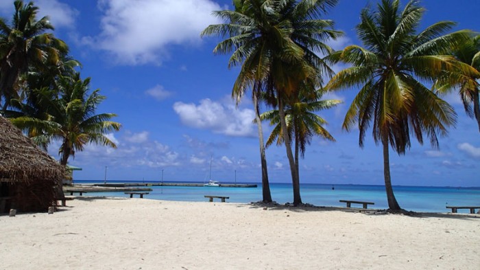 Plage du village de Ngarumaoa