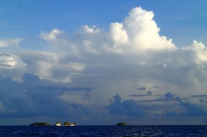 Ferme perlière sur un motu de l’atoll de Aratika