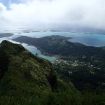 Mont Hue (619m), darse et village de Faanui