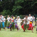 Danse traditionnelle au collège de Lano