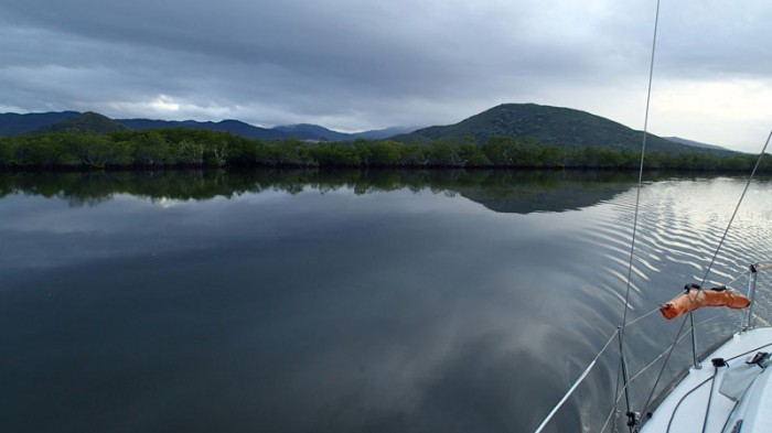 Sur la rivière La Foa