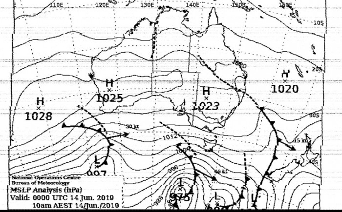 J6, 14/06, 02:45 (UTC), MSLP Analysis