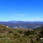 Le Frenchmans Cap (1446m) et le lac Burbury