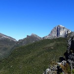 L’imposante face SE du Frenchmans Cap (1446m)