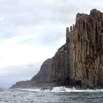 Cap Raoul, un des trois proéminents caps de la péninsule Tasman