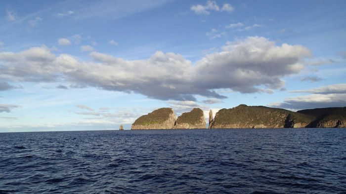 The Lanterns dont l’aiguille du Candlestick (120m) et le cap Hauy