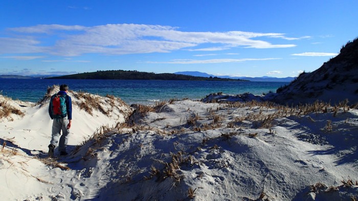 Frederick Henry Bay, Sloping Island et Mt Wellington (1270m)