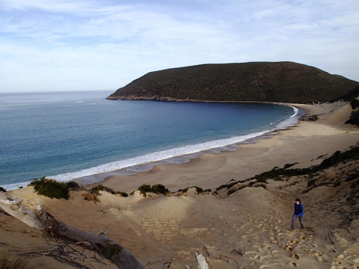 Crescent Bay et Mt Brown (173m)