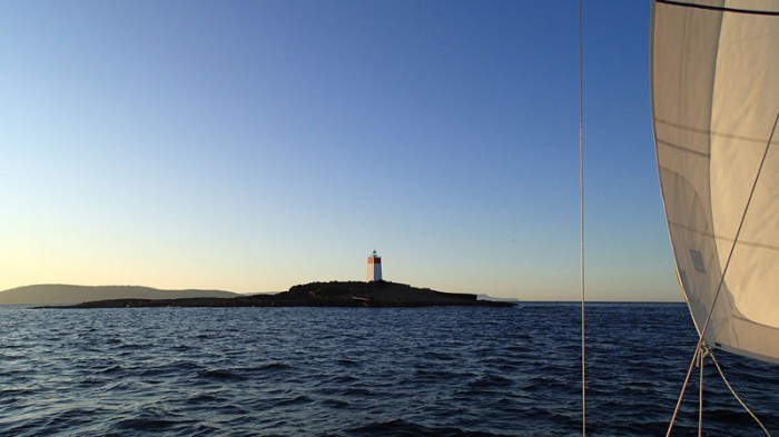L'obélisque du phare d’Iron Pot