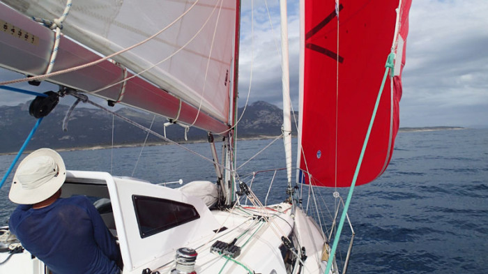 Bientôt à Trousers Bay après 16 Mn à 2,9 Nds de moyenne !