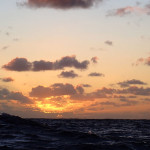 J2, lever de soleil sur la mer de Tasman