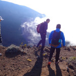 En arrière plan, le Piton de la Fournaise (2512m) dans le Sud-Est de l’île